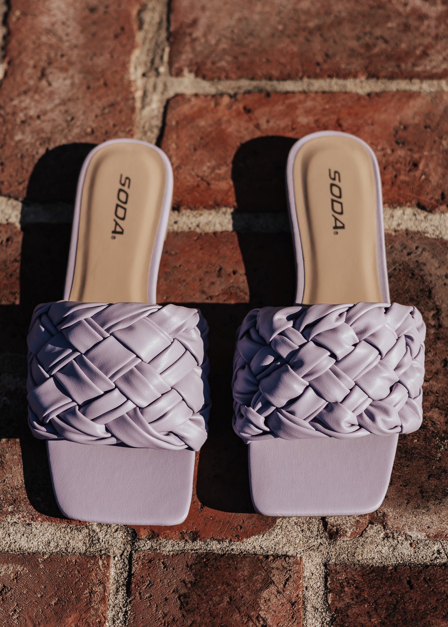 SIZE 6, 6.5, 7, 7.5: Apron Sandal (5.5-10) *LAVENDER