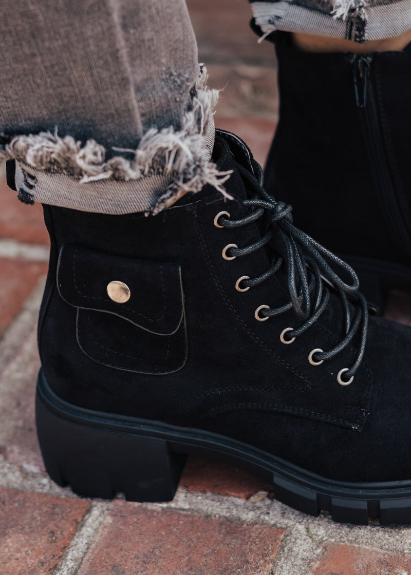 Pouch Lace Up Boot (6-11) *BLACK