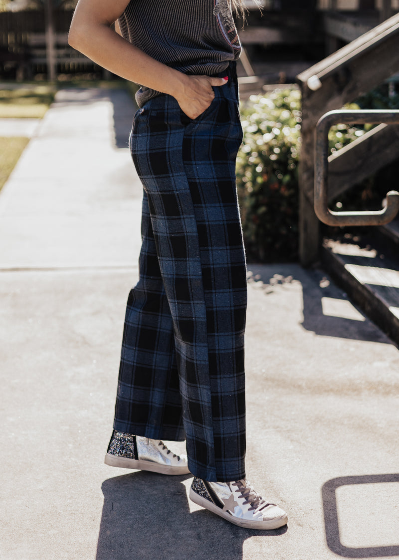 Wide Leg Plaid Pants *BLACK/BLUE