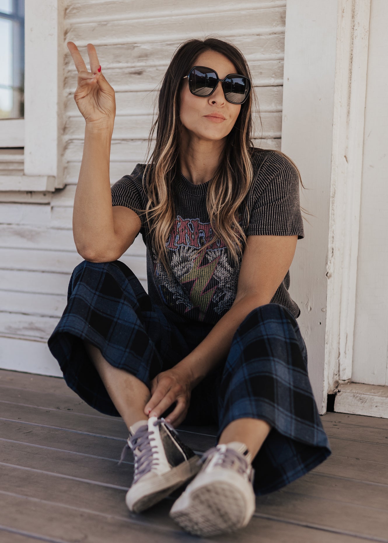 MEDIUM: Wide Leg Plaid Pants *BLACK/BLUE