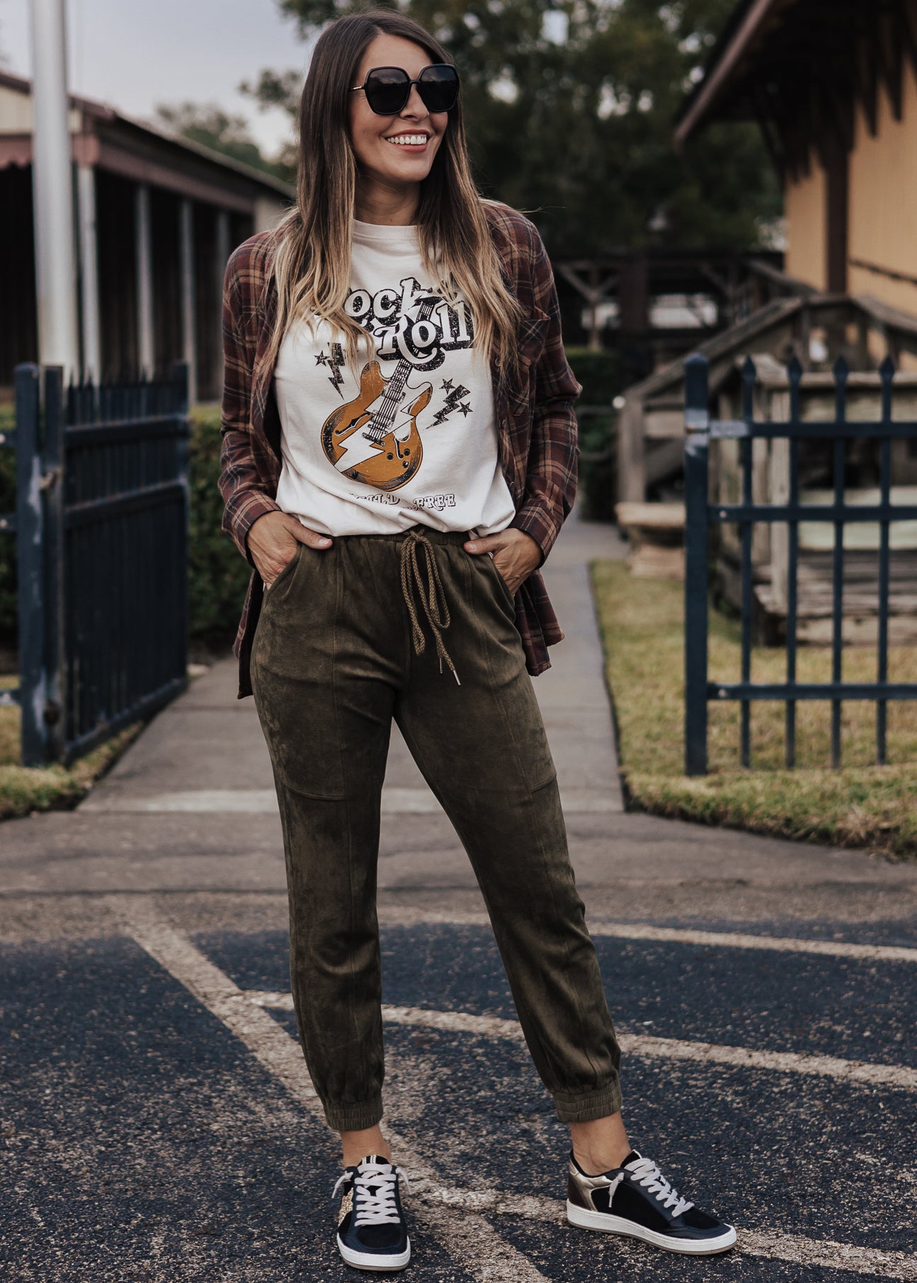 Suede Joggers *OLIVE