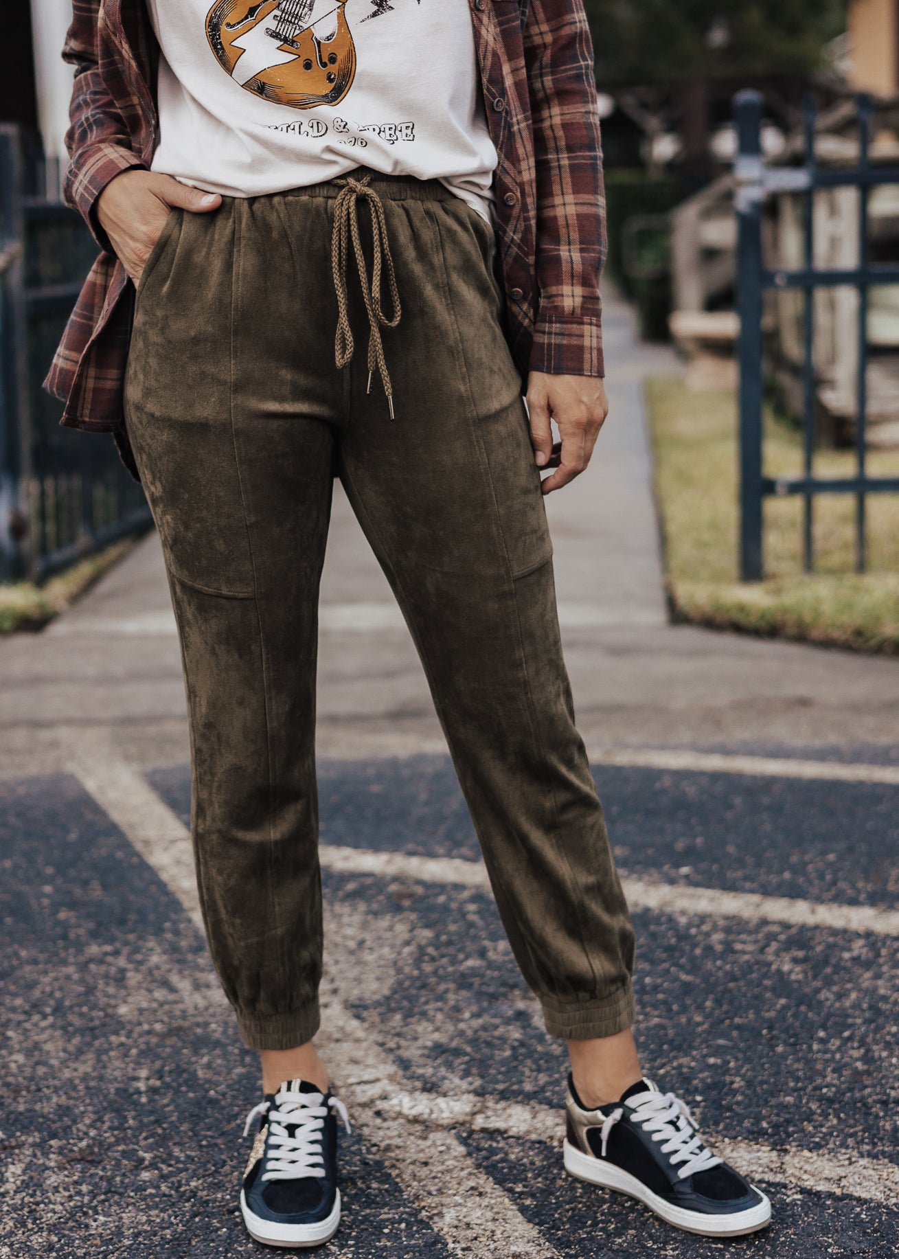 Suede Joggers *OLIVE