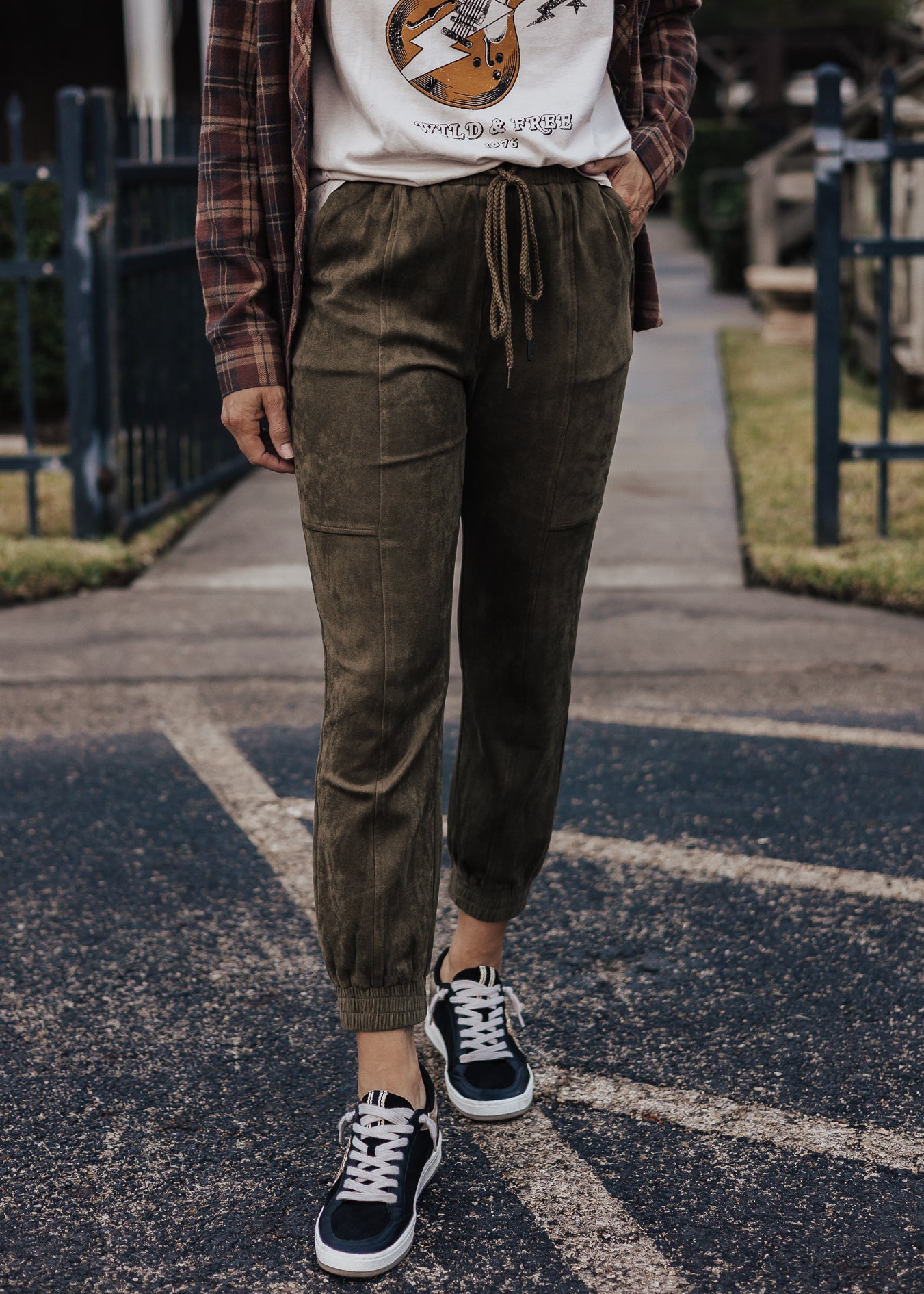 Suede Joggers *OLIVE