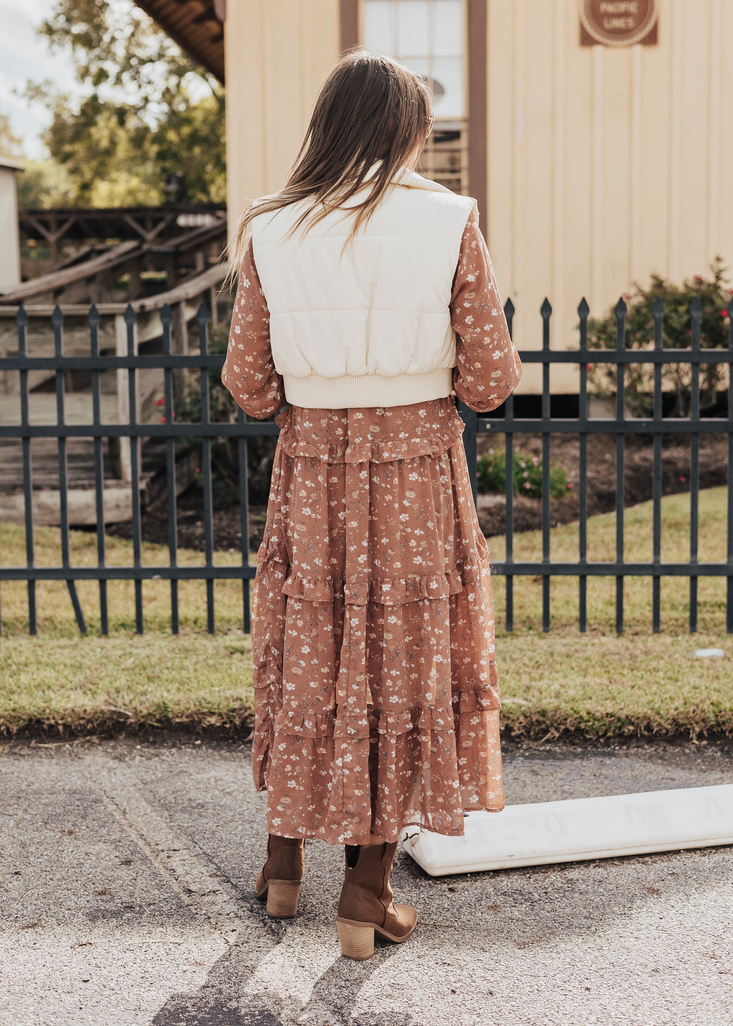 SMALL: Fitted Puff Vest *CREAM