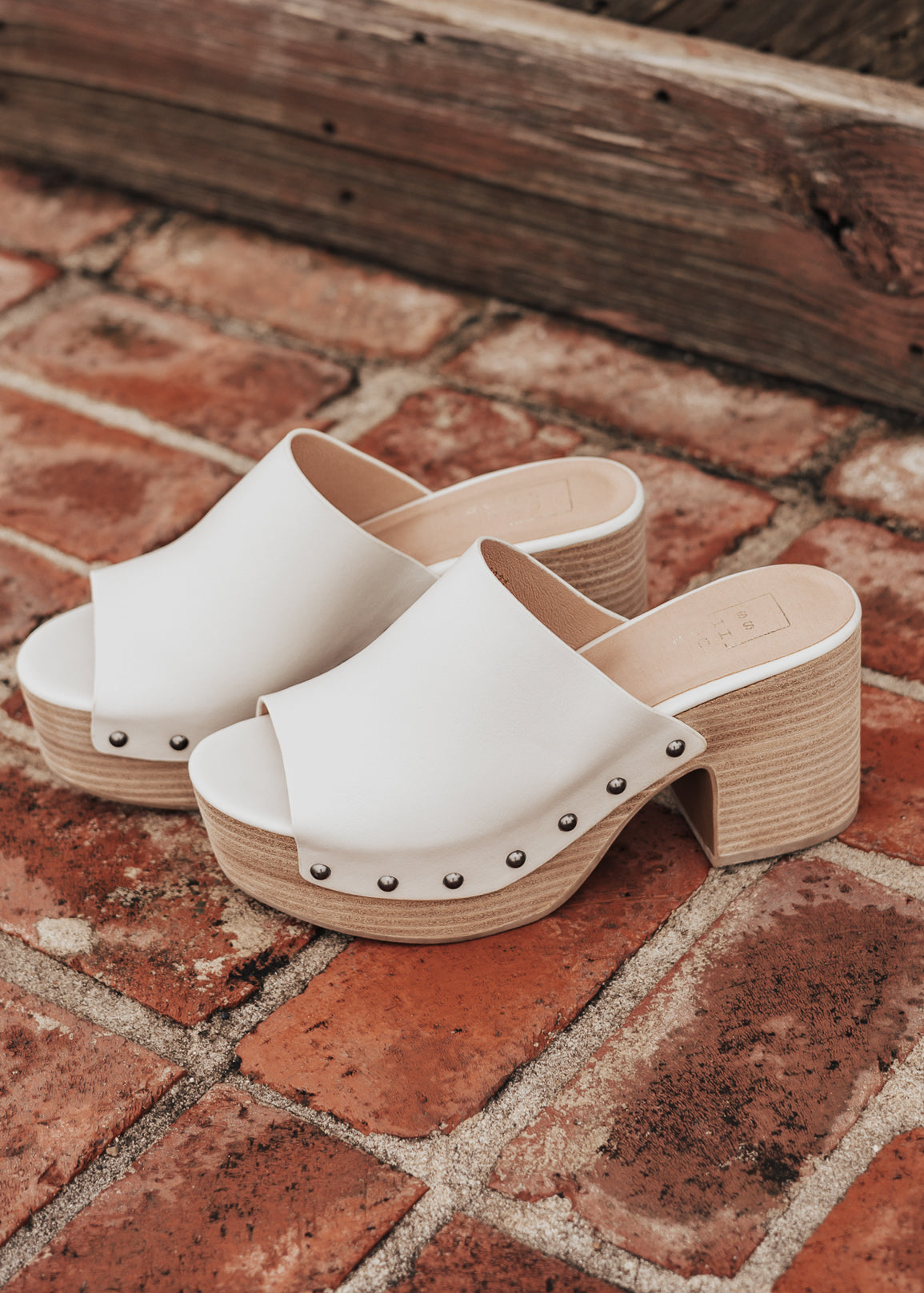 SIZE 7.5, 8: Shu Shop GINA (6.5-11) *BONE