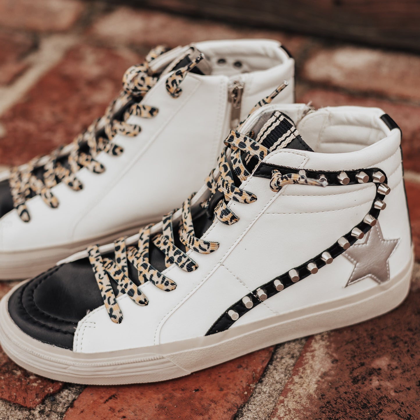 Shu Shop RIRI (6-10) *WHITE