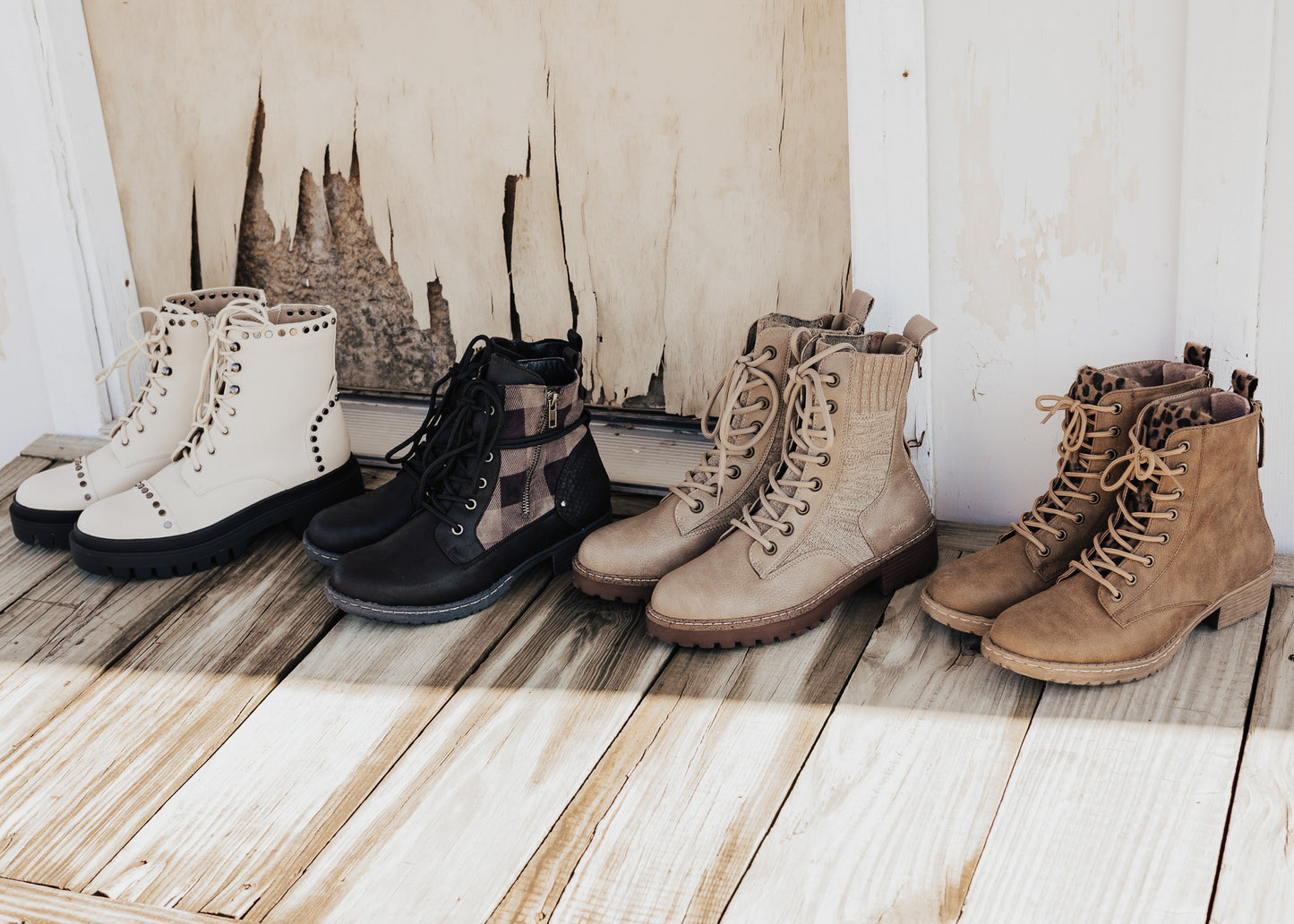 SIZE 7, 8: Blowfish Boot RAE (6-10) *CREAM/COFFEE