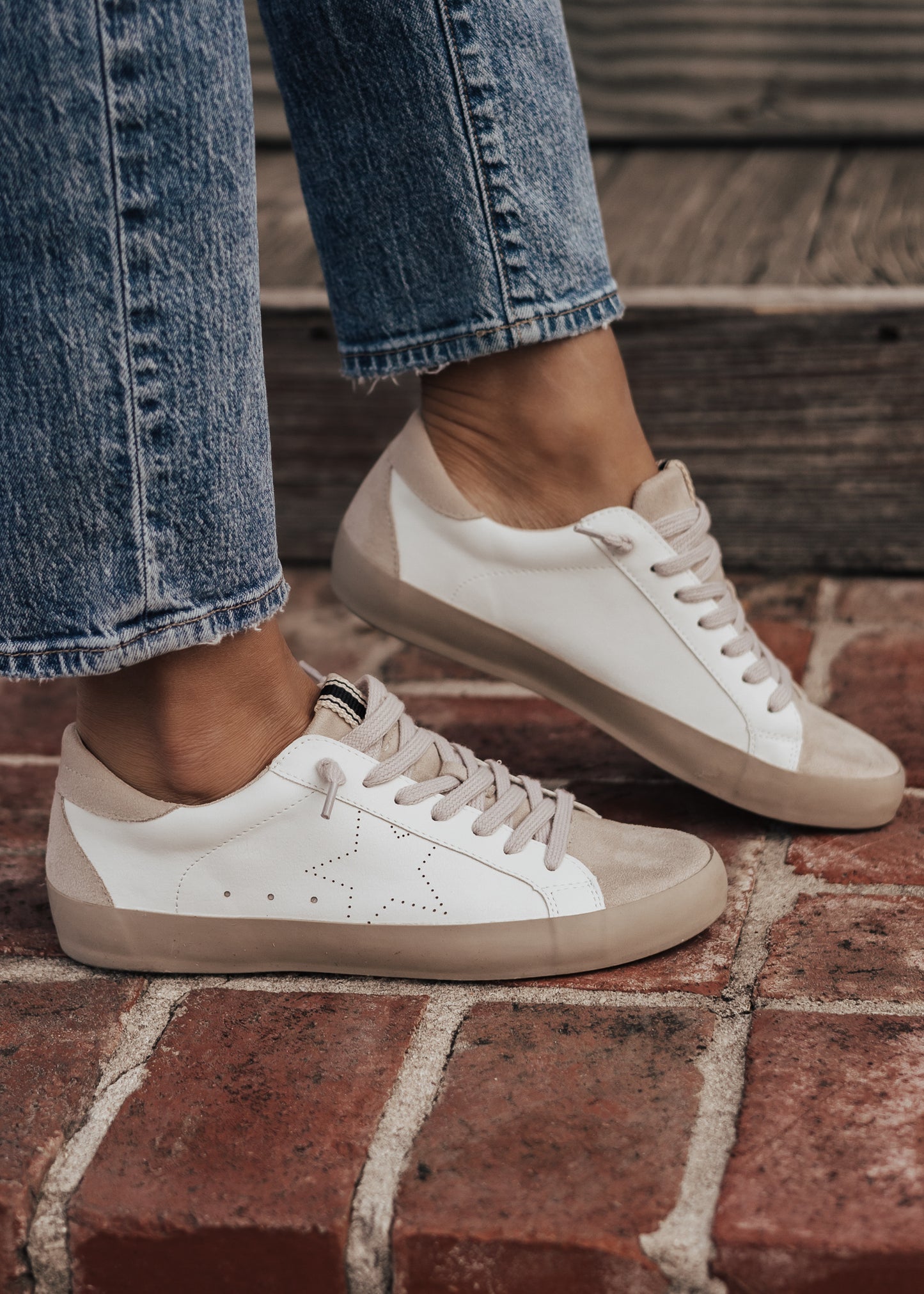 Shu Shop MIA Shoe (6-11) *WHITE